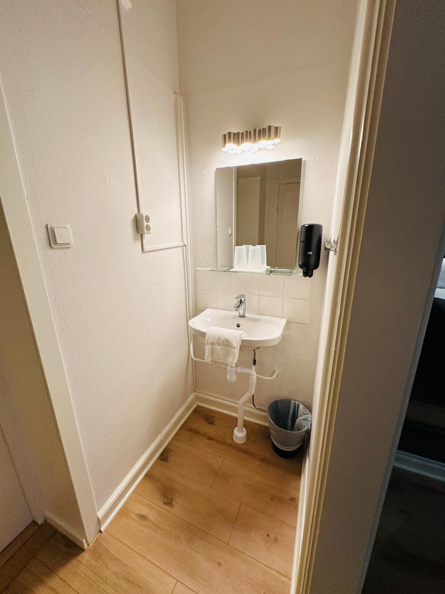 Vattengraendens Vandrarhem & Hotel Norrköping Oda fotoğraf
